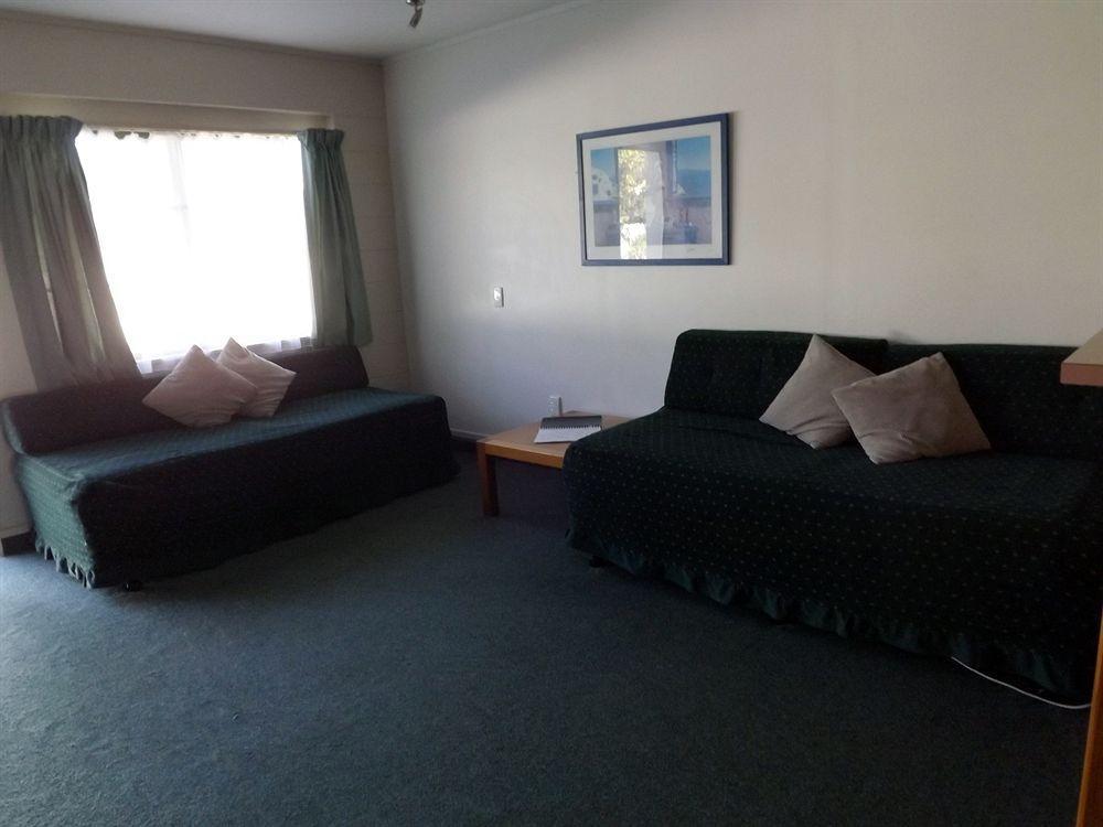 Karaka Tree Motel Taupo Kültér fotó